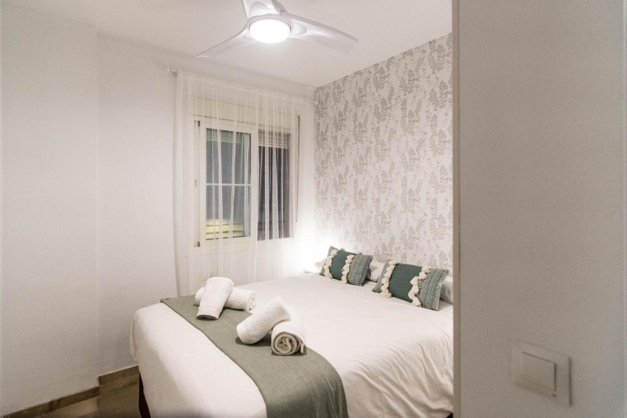 New! Luxury City Center & 2 Balconies Malaga Exterior photo
